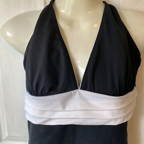 Contour Beach Scene Women's 12 One piece Swimsuit Built In Bra Black White Tie - Picture 8 of 10